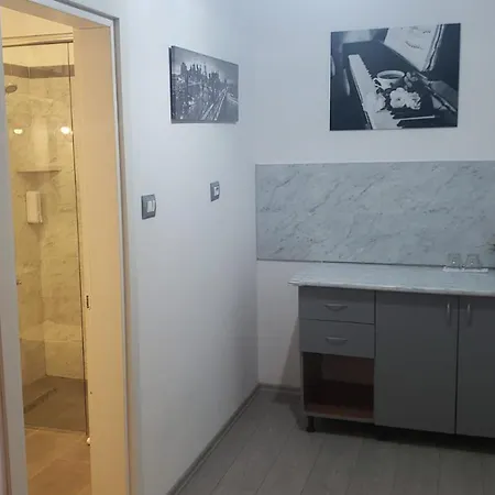 Hotel Antigone