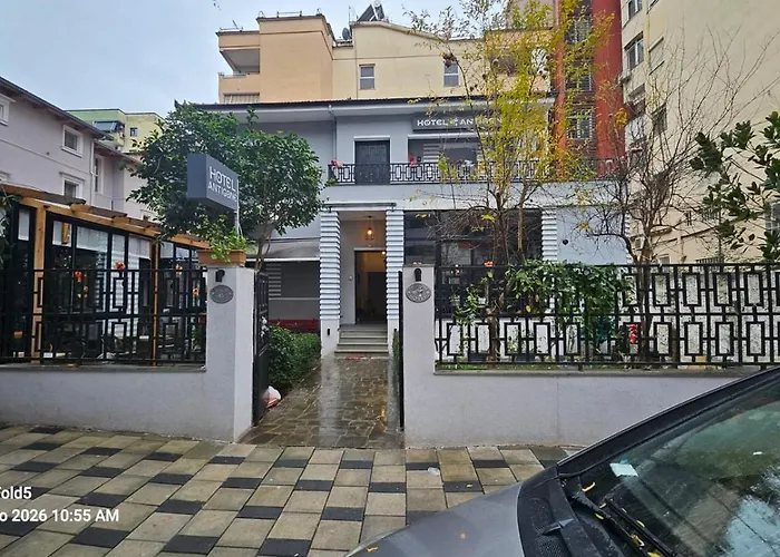 Antigone 3* Тирана