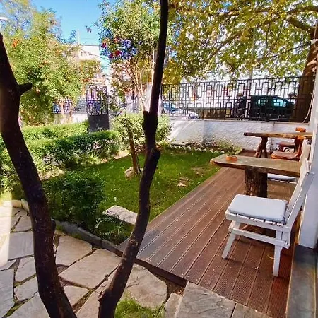 Hotel Antigone 3*