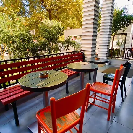 酒店 安提戈涅酒店 地拉那